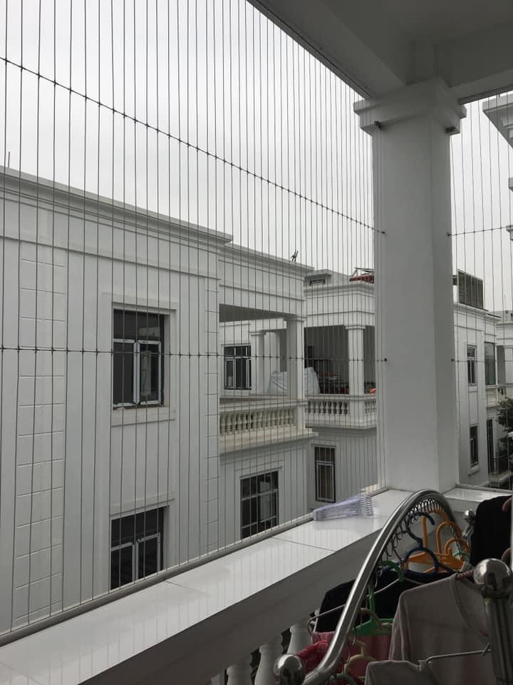 lap-luoi-bao-ve-cau-thang-tại-thanh-hoa-1